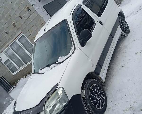 Белый Ситроен Берлинго, объемом двигателя 1.9 л и пробегом 36 тыс. км за 3200 $, фото 1 на Automoto.ua