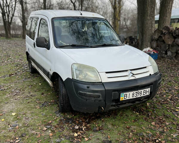 Белый Ситроен Берлинго, объемом двигателя 1.9 л и пробегом 200 тыс. км за 1950 $, фото 1 на Automoto.ua