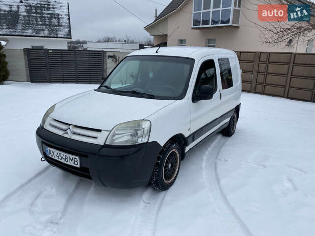 Білий Сітроен Берлінго, об'ємом двигуна 1.9 л та пробігом 200 тис. км за 2550 $, фото 1 на Automoto.ua