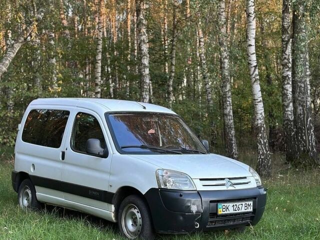 Білий Сітроен Берлінго, об'ємом двигуна 1.5 л та пробігом 238 тис. км за 2800 $, фото 1 на Automoto.ua