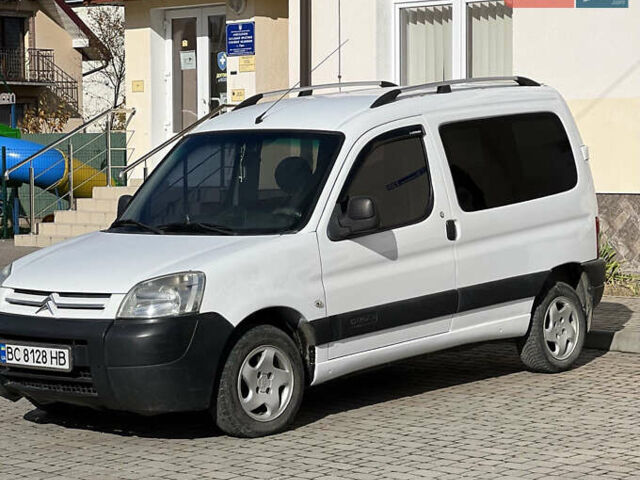 Ситроен Берлинго 2006 в Стрые на Automoto.ua Белый Ситроен Берлинго, объемом двигателя 1.9 л и пробегом 246 тыс. км за 4100 $, фото 1 на Automoto.ua