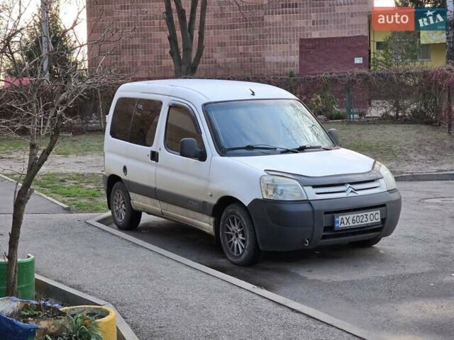 Білий Сітроен Берлінго, об'ємом двигуна 1.56 л та пробігом 294 тис. км за 2900 $, фото 1 на Automoto.ua