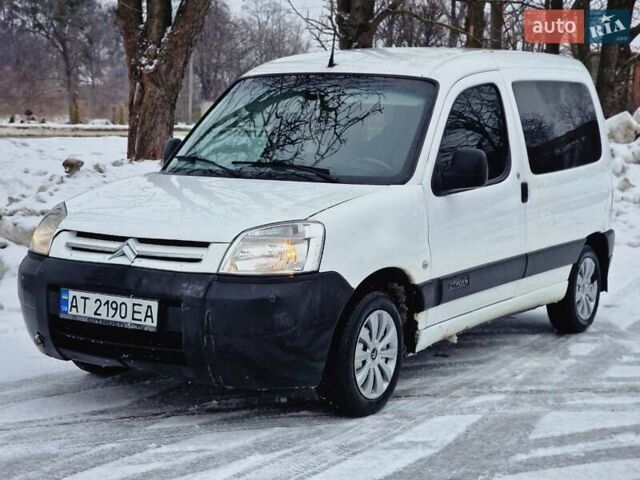 Білий Сітроен Берлінго, об'ємом двигуна 1.56 л та пробігом 356 тис. км за 2950 $, фото 1 на Automoto.ua