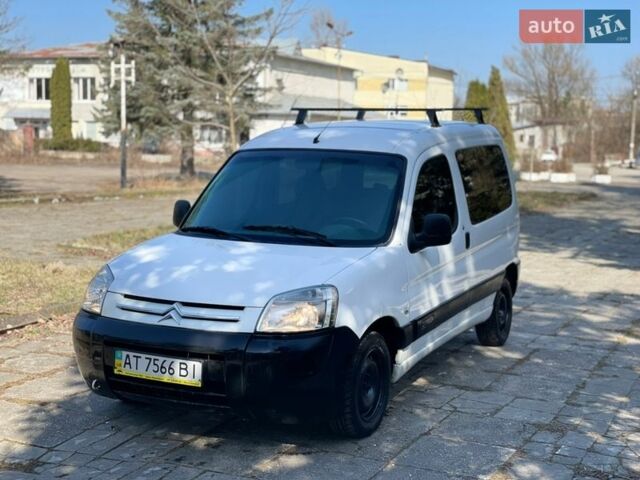 Белый Ситроен Берлинго, объемом двигателя 1.56 л и пробегом 220 тыс. км за 3500 $, фото 1 на Automoto.ua