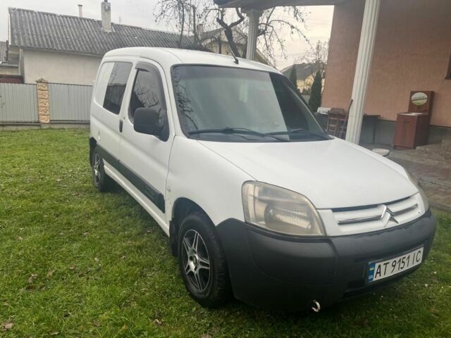 Белый Ситроен Берлинго, объемом двигателя 1.6 л и пробегом 321 тыс. км за 3950 $, фото 1 на Automoto.ua