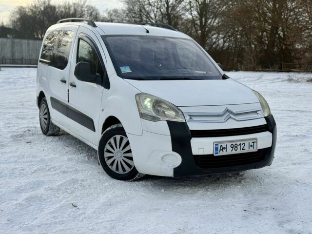 Белый Ситроен Берлинго, объемом двигателя 1.6 л и пробегом 250 тыс. км за 4899 $, фото 1 на Automoto.ua