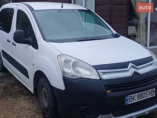 Ситроен Берлинго 2009 в Вараш (Кузнецовск) на Automoto.ua Белый Ситроен Берлинго, объемом двигателя 1.56 л и пробегом 257 тыс. км за 4850 $, фото 1 на Automoto.ua