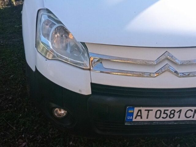 Білий Сітроен Берлінго, об'ємом двигуна 1.6 л та пробігом 320 тис. км за 2500 $, фото 1 на Automoto.ua