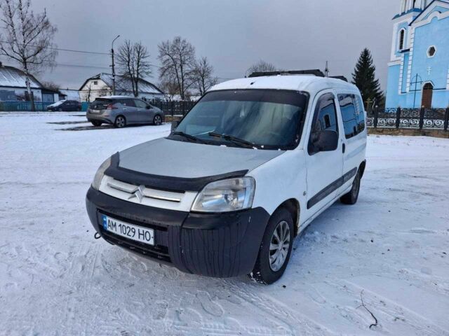 Белый Ситроен Берлинго, объемом двигателя 1.9 л и пробегом 396 тыс. км за 3000 $, фото 1 на Automoto.ua