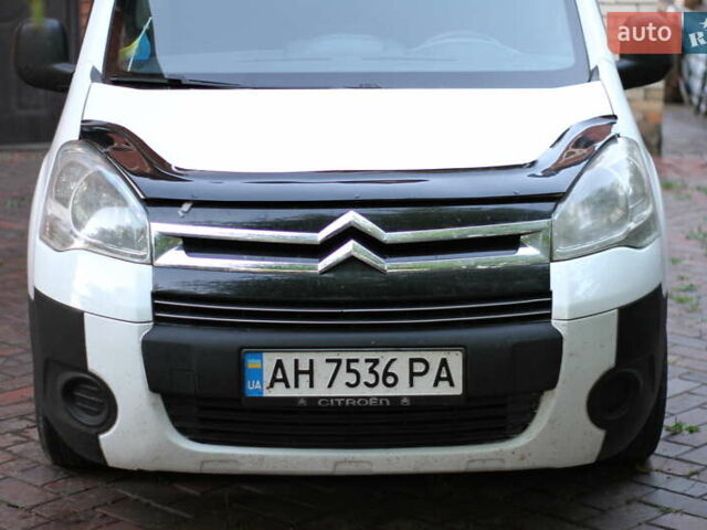 Белый Ситроен Берлинго, объемом двигателя 1.56 л и пробегом 340 тыс. км за 5900 $, фото 1 на Automoto.ua