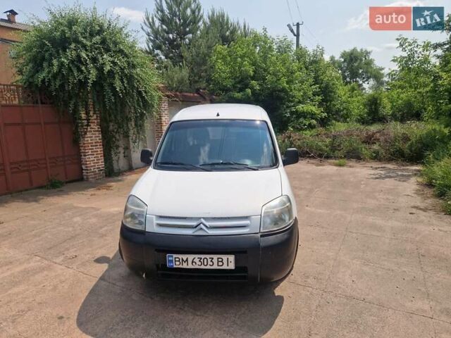Белый Ситроен Берлинго, объемом двигателя 1.6 л и пробегом 200 тыс. км за 2700 $, фото 1 на Automoto.ua