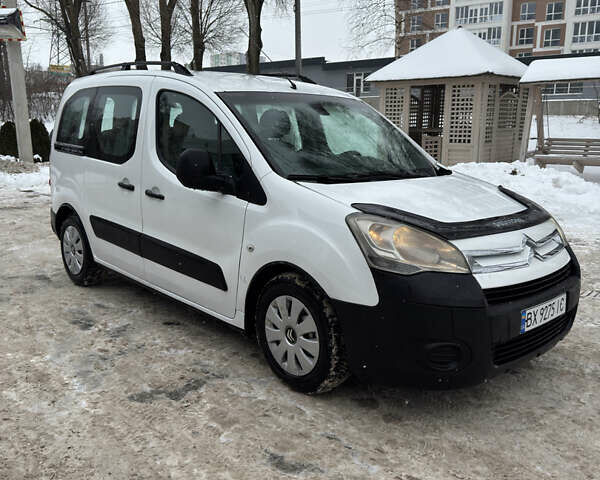 Білий Сітроен Берлінго, об'ємом двигуна 1.56 л та пробігом 260 тис. км за 5300 $, фото 1 на Automoto.ua