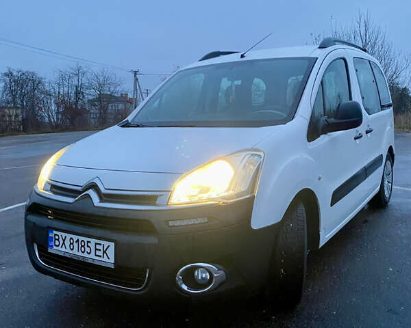Белый Ситроен Берлинго, объемом двигателя 1.6 л и пробегом 163 тыс. км за 6800 $, фото 1 на Automoto.ua