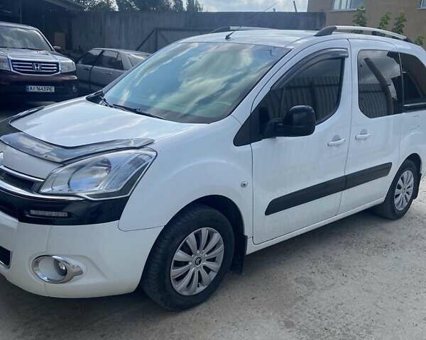 Белый Ситроен Берлинго, объемом двигателя 1.56 л и пробегом 256 тыс. км за 7999 $, фото 1 на Automoto.ua