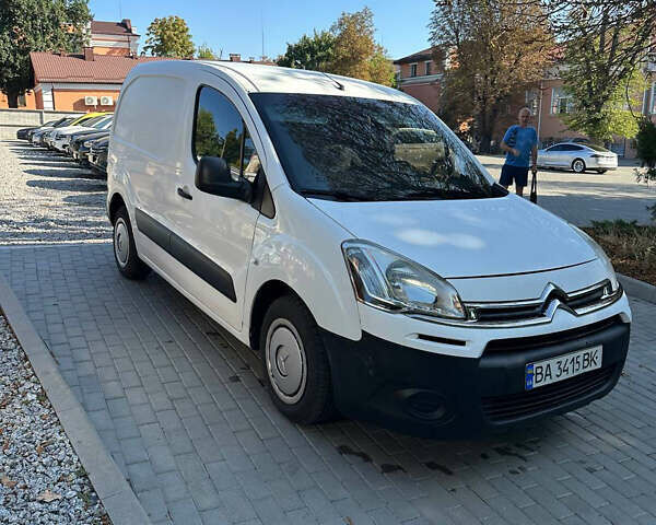 Білий Сітроен Берлінго, об'ємом двигуна 1.6 л та пробігом 205 тис. км за 6500 $, фото 1 на Automoto.ua
