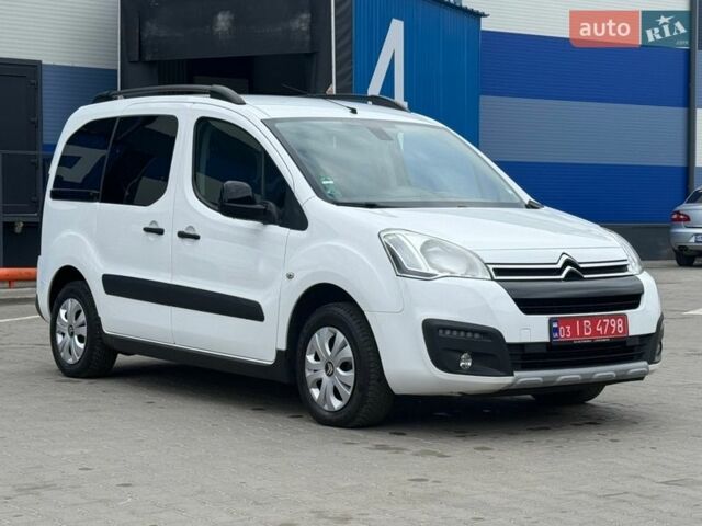 Білий Сітроен Берлінго, об'ємом двигуна 1.6 л та пробігом 209 тис. км за 9850 $, фото 1 на Automoto.ua