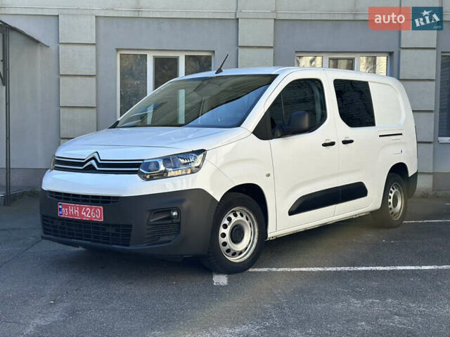 Белый Ситроен Берлинго, объемом двигателя 1.5 л и пробегом 107 тыс. км за 19300 $, фото 1 на Automoto.ua