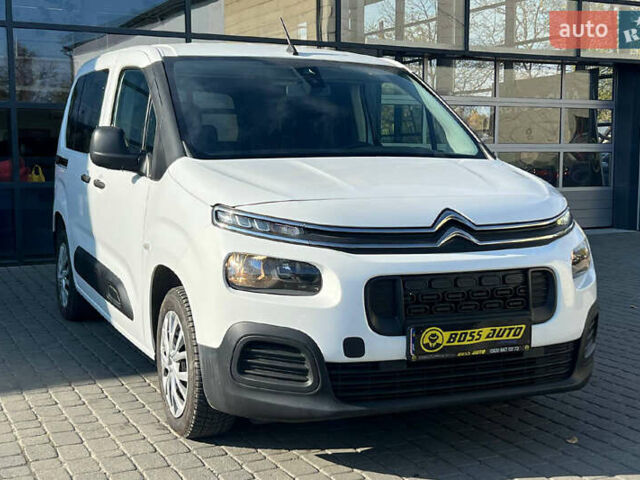 Белый Ситроен Берлинго, объемом двигателя 1.5 л и пробегом 186 тыс. км за 16000 $, фото 1 на Automoto.ua