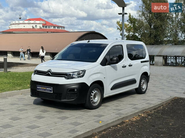 Белый Ситроен Берлинго, объемом двигателя 1.5 л и пробегом 71 тыс. км за 19500 $, фото 1 на Automoto.ua