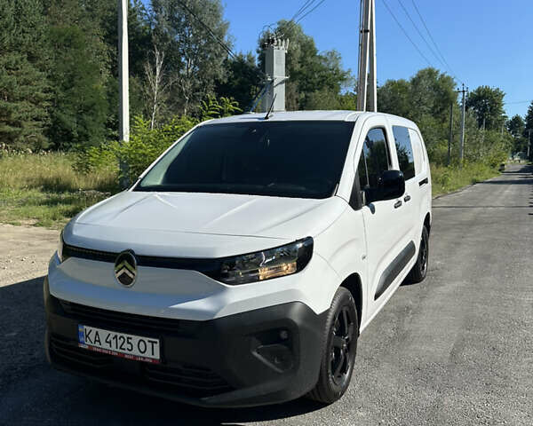 Белый Ситроен Берлинго, объемом двигателя 1.5 л и пробегом 3 тыс. км за 22900 $, фото 1 на Automoto.ua