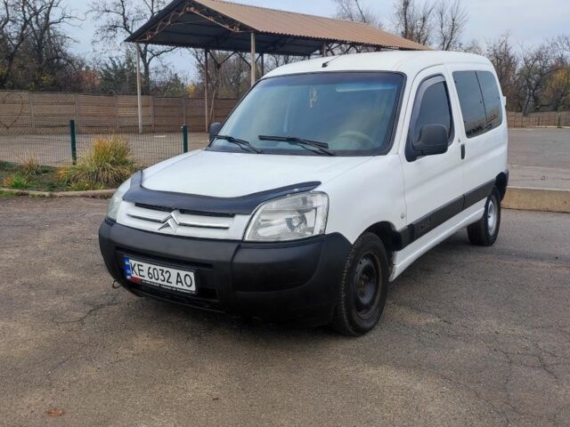 Белый Ситроен Берлинго, объемом двигателя 1.9 л и пробегом 508 тыс. км за 3200 $, фото 1 на Automoto.ua