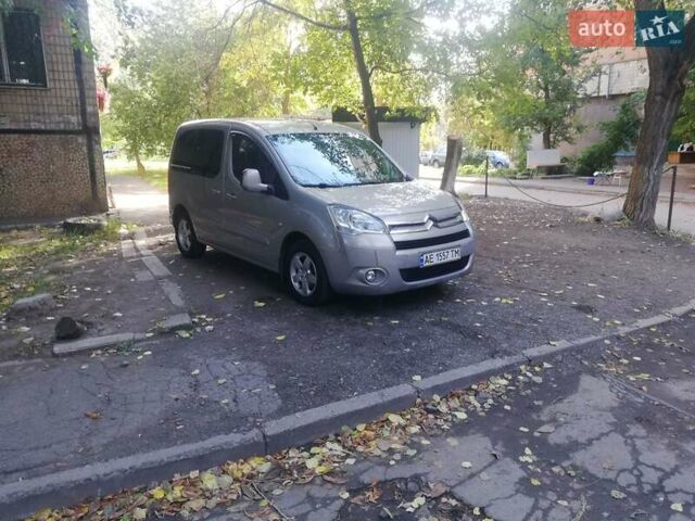 Бежевий Сітроен Берлінго, об'ємом двигуна 1.6 л та пробігом 285 тис. км за 6500 $, фото 1 на Automoto.ua