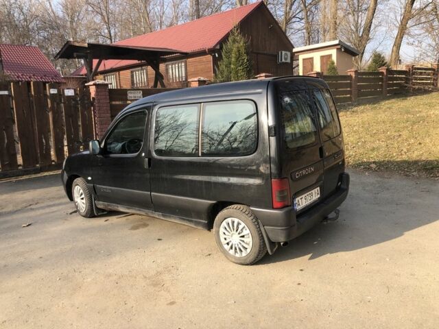 Чорний Сітроен Берлінго, об'ємом двигуна 2 л та пробігом 225 тис. км за 3600 $, фото 1 на Automoto.ua