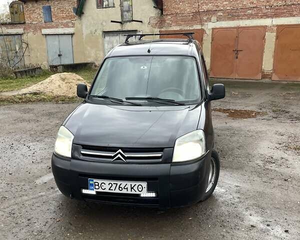 Черный Ситроен Берлинго, объемом двигателя 1.87 л и пробегом 395 тыс. км за 3350 $, фото 1 на Automoto.ua