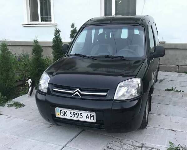 Чорний Сітроен Берлінго, об'ємом двигуна 1.4 л та пробігом 297 тис. км за 3100 $, фото 1 на Automoto.ua