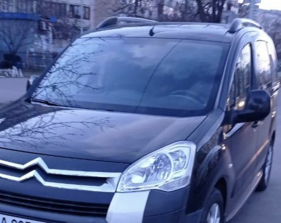 Чорний Сітроен Берлінго, об'ємом двигуна 0 л та пробігом 303 тис. км за 7800 $, фото 1 на Automoto.ua