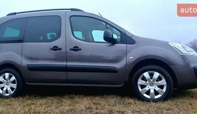 Коричневый Ситроен Берлинго, объемом двигателя 1.6 л и пробегом 186 тыс. км за 13500 $, фото 1 на Automoto.ua