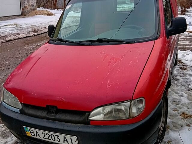 Червоний Сітроен Берлінго, об'ємом двигуна 1.9 л та пробігом 300 тис. км за 1500 $, фото 1 на Automoto.ua