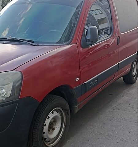 Червоний Сітроен Берлінго, об'ємом двигуна 1.9 л та пробігом 250 тис. км за 2000 $, фото 1 на Automoto.ua