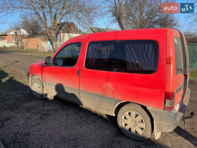 Красный Ситроен Берлинго, объемом двигателя 1.87 л и пробегом 331 тыс. км за 3499 $, фото 1 на Automoto.ua