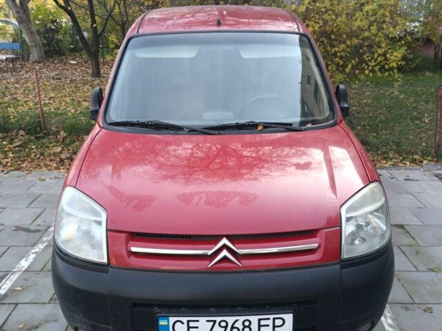 Красный Ситроен Берлинго, объемом двигателя 2 л и пробегом 330 тыс. км за 4000 $, фото 1 на Automoto.ua