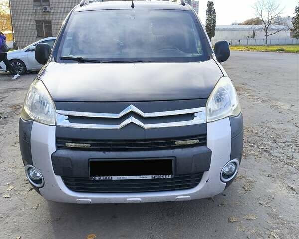 Сітроен Берлінго, об'ємом двигуна 1.6 л та пробігом 302 тис. км за 8200 $, фото 1 на Automoto.ua