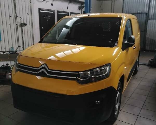 Ситроен Берлинго 2019 в Одессе на Automoto.ua Желтый Ситроен Берлинго, объемом двигателя 1.5 л и пробегом 74 тыс. км за 15200 $, фото 1 на Automoto.ua