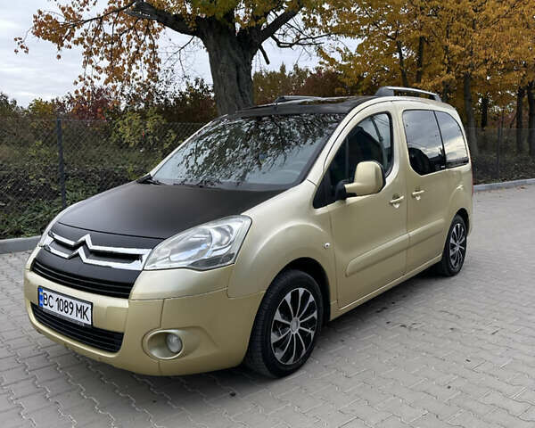 Желтый Ситроен Берлинго, объемом двигателя 1.6 л и пробегом 201 тыс. км за 5550 $, фото 1 на Automoto.ua