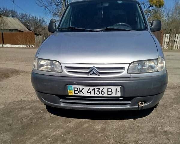 Серый Ситроен Берлинго, объемом двигателя 2 л и пробегом 326 тыс. км за 3700 $, фото 1 на Automoto.ua