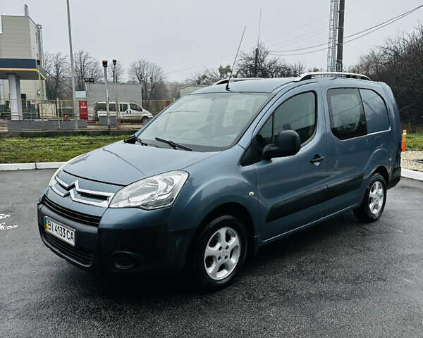 Сірий Сітроен Берлінго, об'ємом двигуна 1.6 л та пробігом 349 тис. км за 4499 $, фото 1 на Automoto.ua