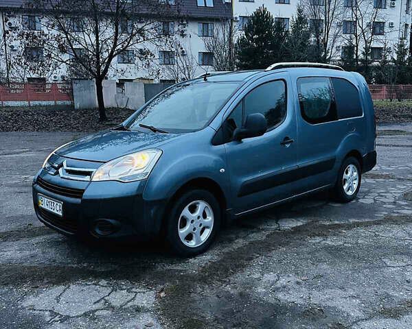 Серый Ситроен Берлинго, объемом двигателя 1.56 л и пробегом 350 тыс. км за 4500 $, фото 1 на Automoto.ua