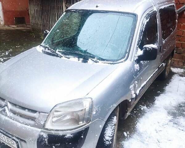Сірий Сітроен Берлінго, об'ємом двигуна 1.6 л та пробігом 280 тис. км за 3900 $, фото 1 на Automoto.ua