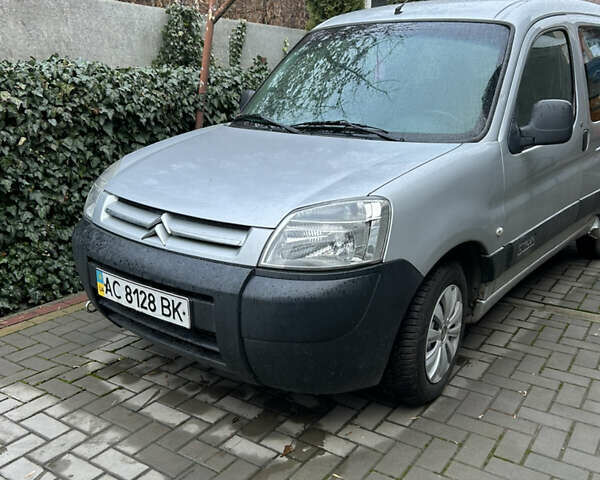 Сірий Сітроен Берлінго, об'ємом двигуна 1.6 л та пробігом 179 тис. км за 2000 $, фото 1 на Automoto.ua