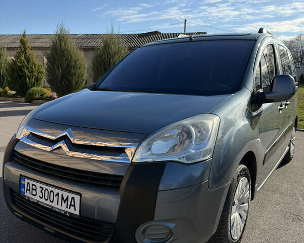 Серый Ситроен Берлинго, объемом двигателя 1.6 л и пробегом 182 тыс. км за 7000 $, фото 1 на Automoto.ua