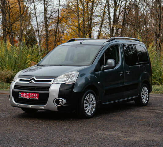 Ситроен Берлинго 2010 в Бурштыне на Automoto.ua Серый Ситроен Берлинго, объемом двигателя 1.6 л и пробегом 226 тыс. км за 7200 $, фото 1 на Automoto.ua