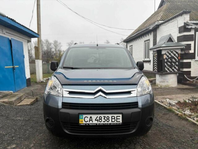 Серый Ситроен Берлинго, объемом двигателя 1.6 л и пробегом 40 тыс. км за 9500 $, фото 1 на Automoto.ua