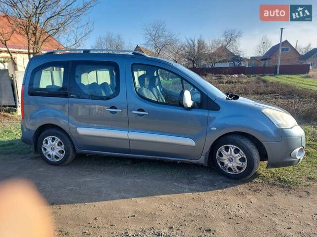 Серый Ситроен Берлинго, объемом двигателя 1.56 л и пробегом 230 тыс. км за 4500 $, фото 1 на Automoto.ua