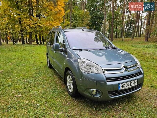 Сітроен Берлінго 2012 у Рівному на Automoto.ua Сірий Сітроен Берлінго, об'ємом двигуна 1.6 л та пробігом 173 тис. км за 8300 $, фото 1 на Automoto.ua