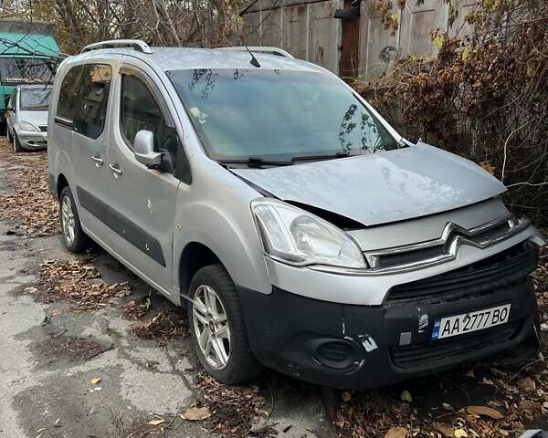 Сірий Сітроен Берлінго, об'ємом двигуна 1.56 л та пробігом 235 тис. км за 5000 $, фото 1 на Automoto.ua