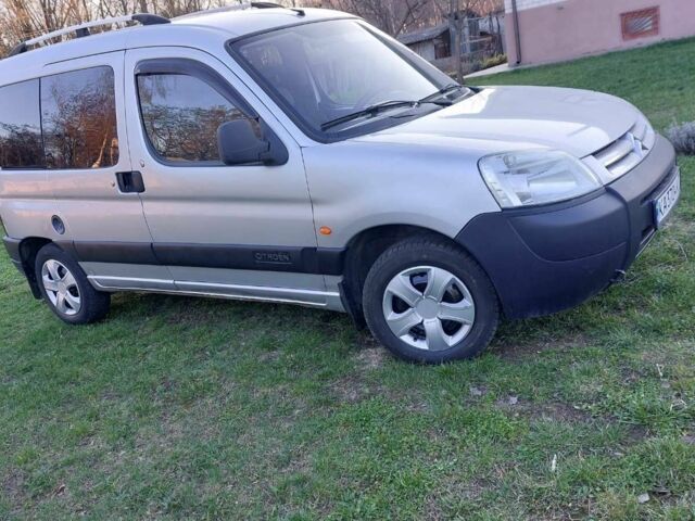 Серый Ситроен Берлинго, объемом двигателя 2 л и пробегом 250 тыс. км за 3200 $, фото 1 на Automoto.ua